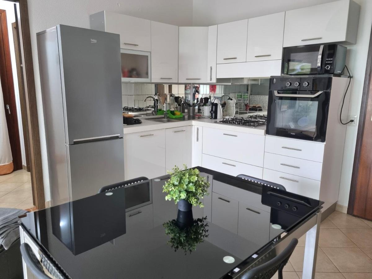 Valevalehome - Home Gallery With Fully Equipped Kitchen, Reserved Parking, Big Garden Olbia Kültér fotó