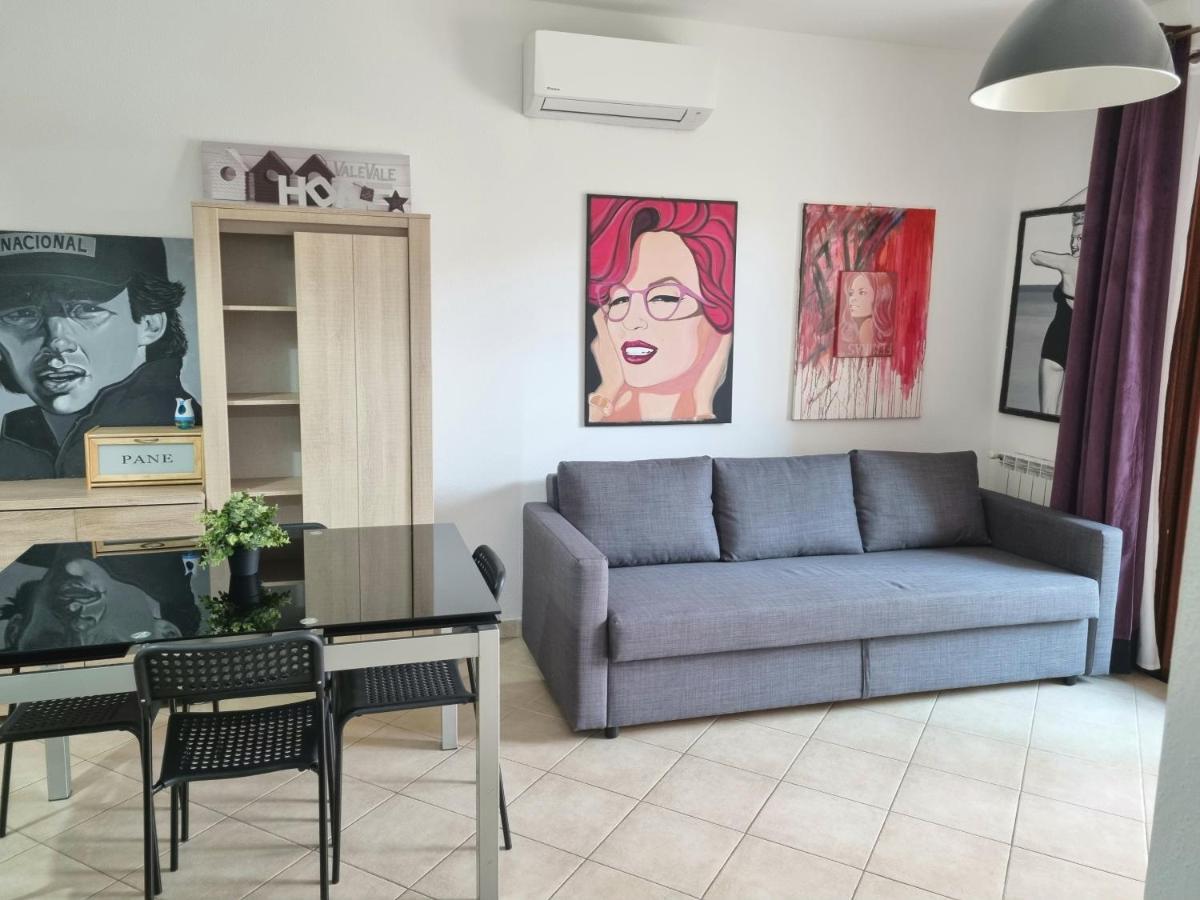 Valevalehome - Home Gallery With Fully Equipped Kitchen, Reserved Parking, Big Garden Olbia Kültér fotó