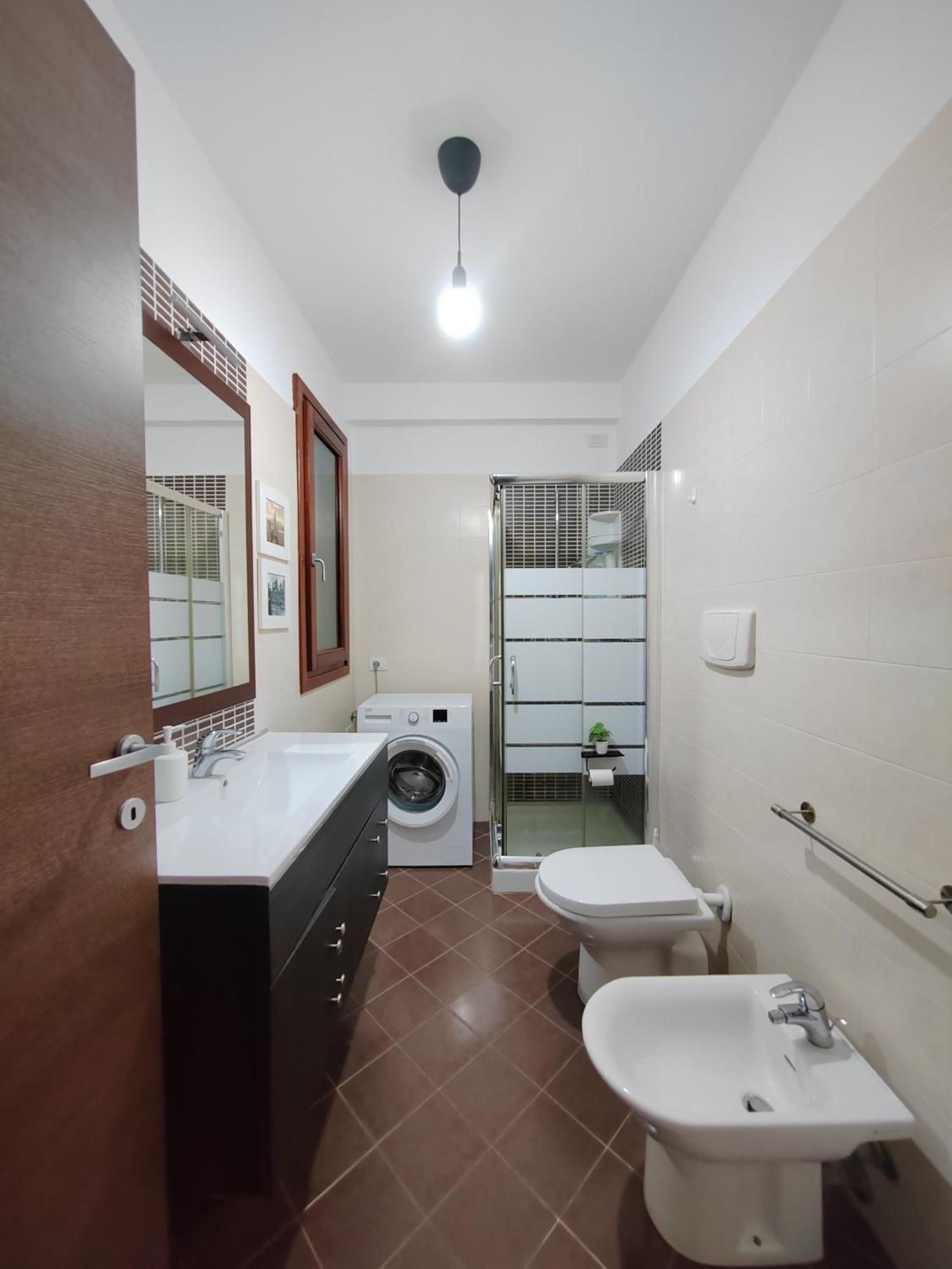Valevalehome - Home Gallery With Fully Equipped Kitchen, Reserved Parking, Big Garden Olbia Kültér fotó